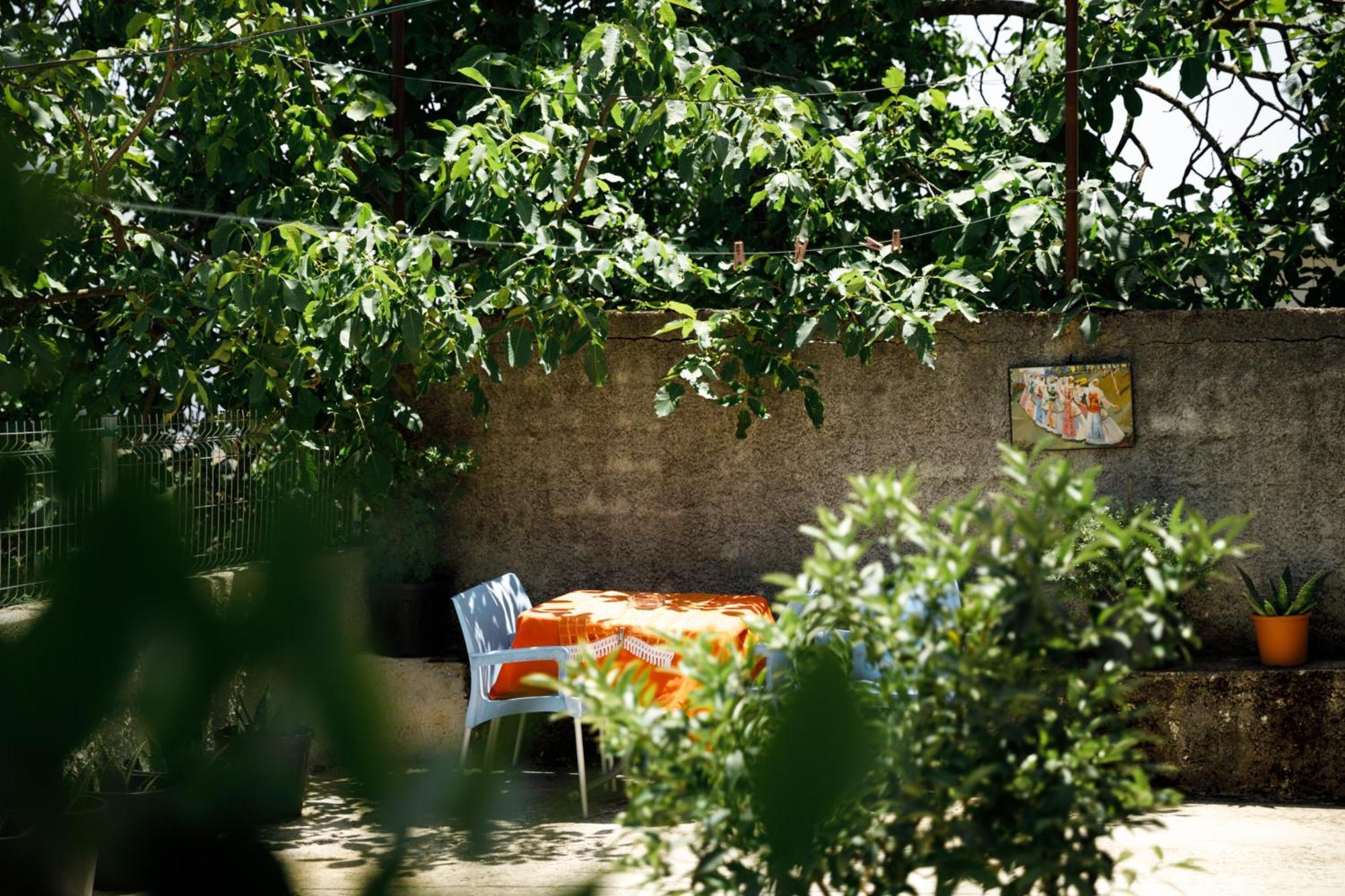 Leka Guesthouse จีโรคาสเตอร์ ภายนอก รูปภาพ
